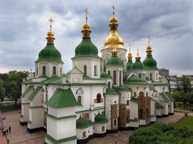 Відпочинок в Україні весною